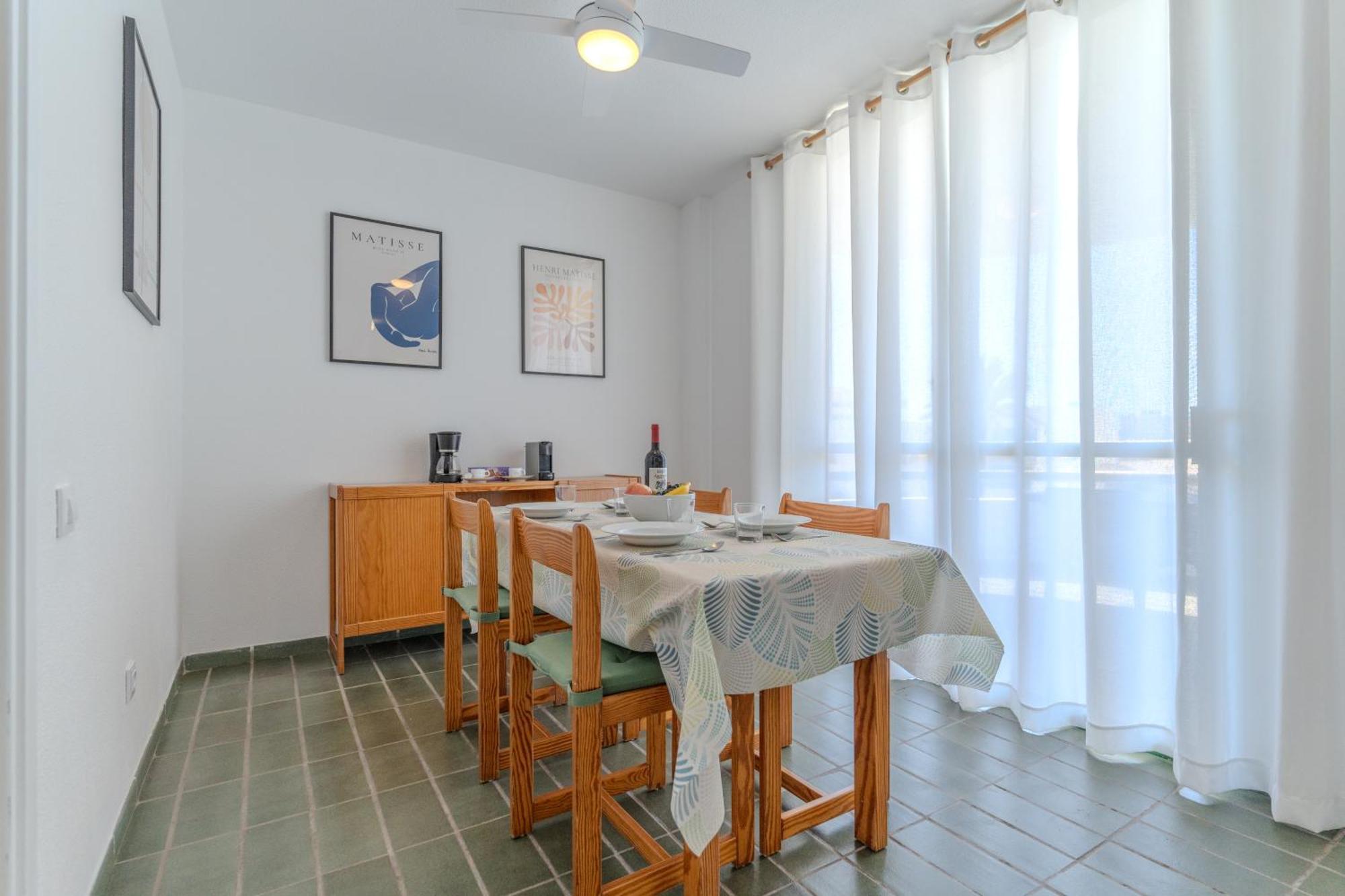 Go2Tenerife Apart Sira Family, Pool & Beach Playa de las Americas  Ngoại thất bức ảnh
